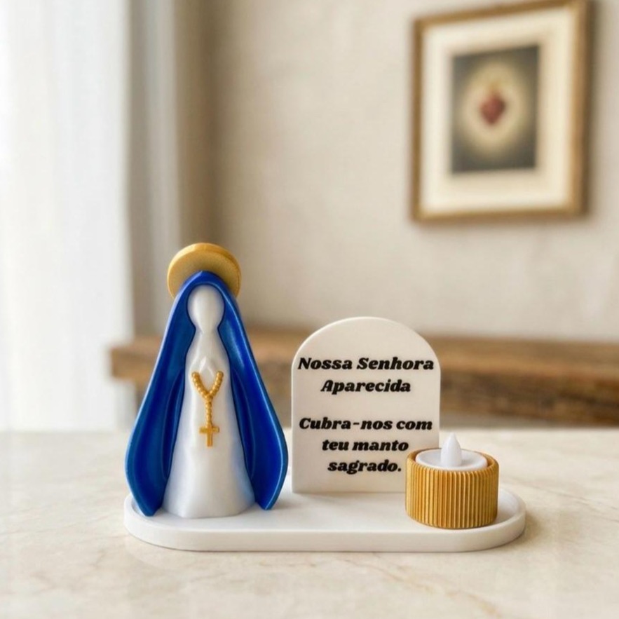 Kit Nossa Senhora Aparecida Decorativa Com Bandeja Porta Vela Vela Led E Placa Religiosa Católica