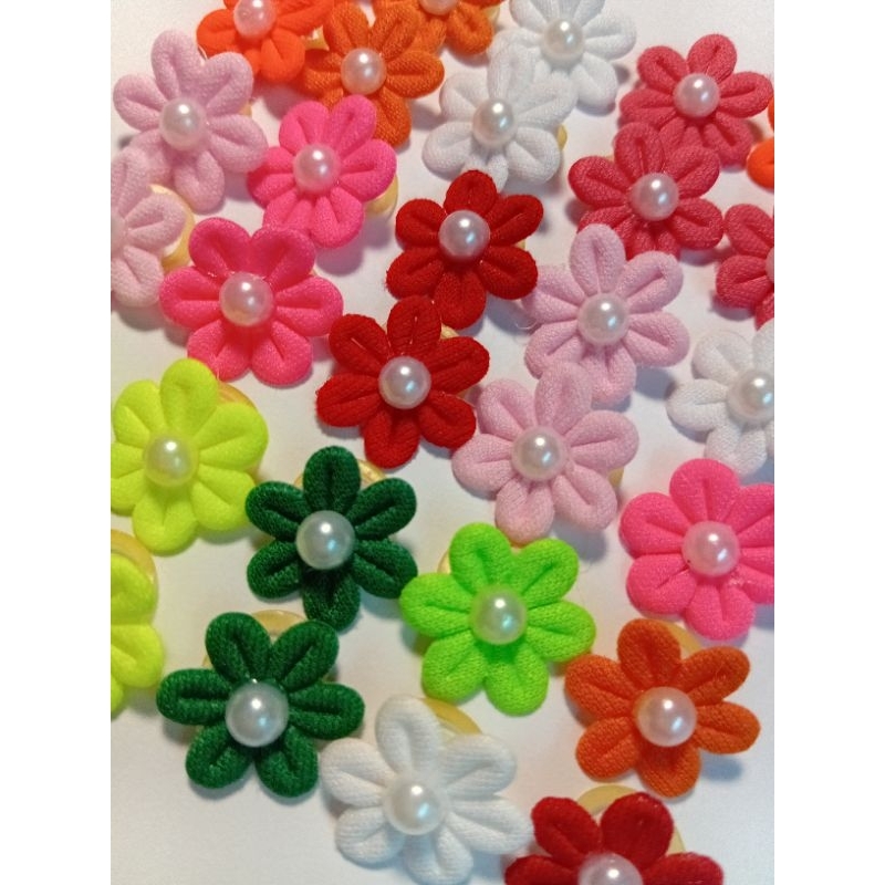 Laços Pet de Florrzinha Lacinho Pet -para penteado petshop,  banho e tosa , acessorios pet .