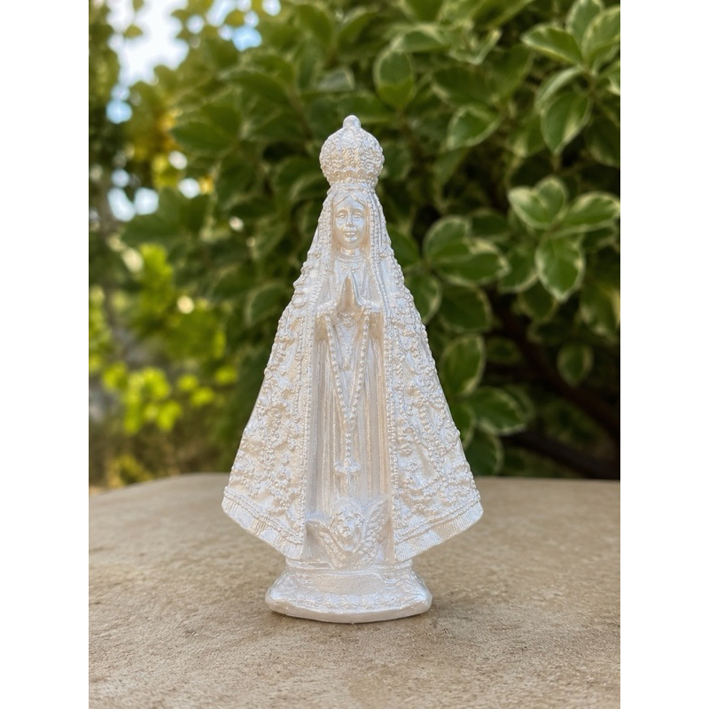 Imagem Nossa Senhora Aparecida 15cm Perolada Manto Bordado Lembrancinha Casamento Batizado Crisma