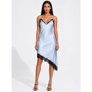 Vestido Feminino Slip Dress Midi Assimétrico em Cetim com Renda – Elegância e Sofisticação