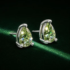 Brinco Gota Moissanite Verde 5,7mm Prata 925 Feminino e Sofisticado