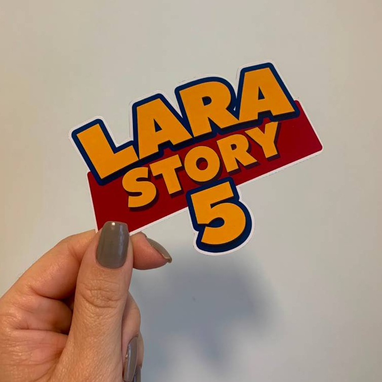 Tag Adesiva para Caixa Toy Story Personalizado | Festa Infantil | Nome Idade 10 cm