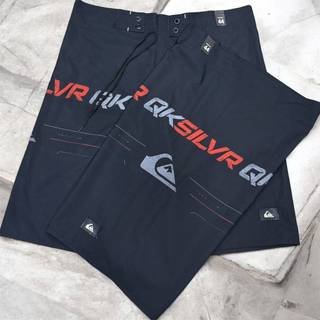 Bermuda Surf Masculina estampada no tecido elastano