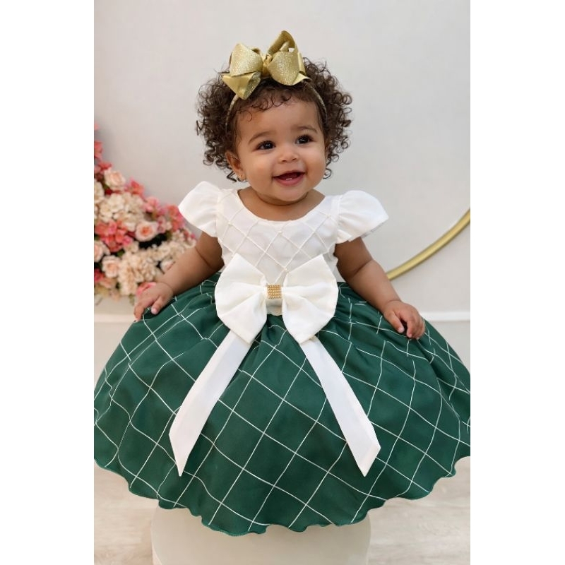 Vestido Infantil Marfim Saia Verde Bandeira Busto Nervurado Elegante Festa Aniversário Daminha