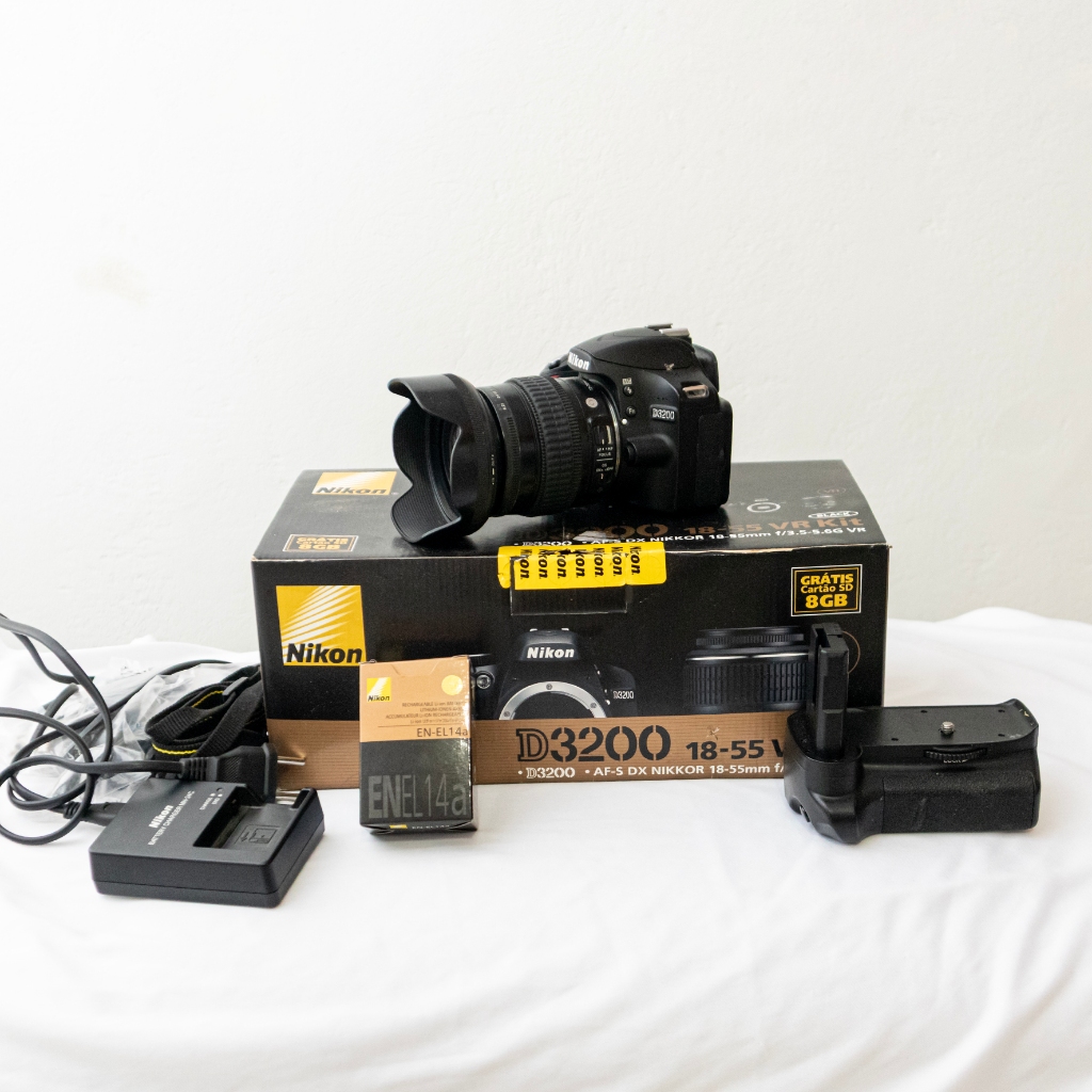 VENDO KIT NIKON D3200 + Lente Sigma 17-70mm F2.8-4 Macro