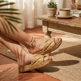 Chinelo Slide Confortável Macio Leve Antiderrapante Ideal para Casa e Dia a Dia em Oferta na Shopee