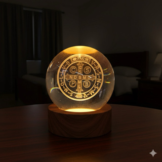 Luminária Mesa Nossa Senhora Aparecida Sagrada Família Decorativa Design 3D Base Madeira Luz LED em Oferta na Shopee