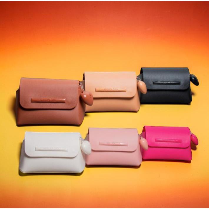 Bolsinha Feminina Suellen Pequena com Coração Clutch Porta Maquiagem Compras e CIA