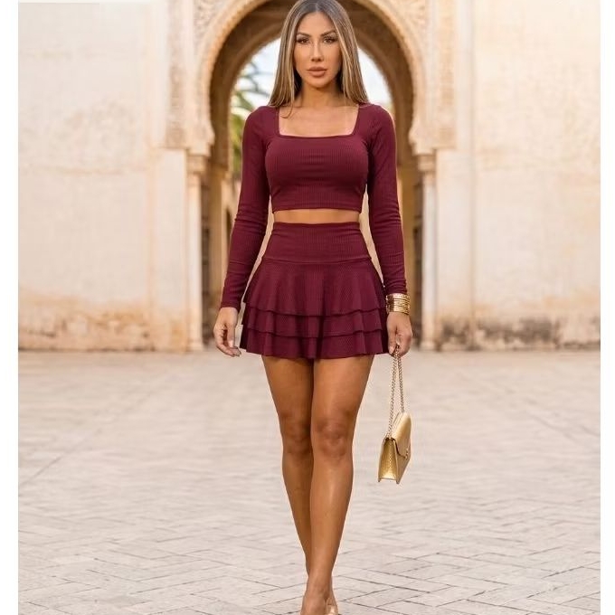 Conjunto Feminino Cropped Manga Longa e Shorte Saia Com Babado