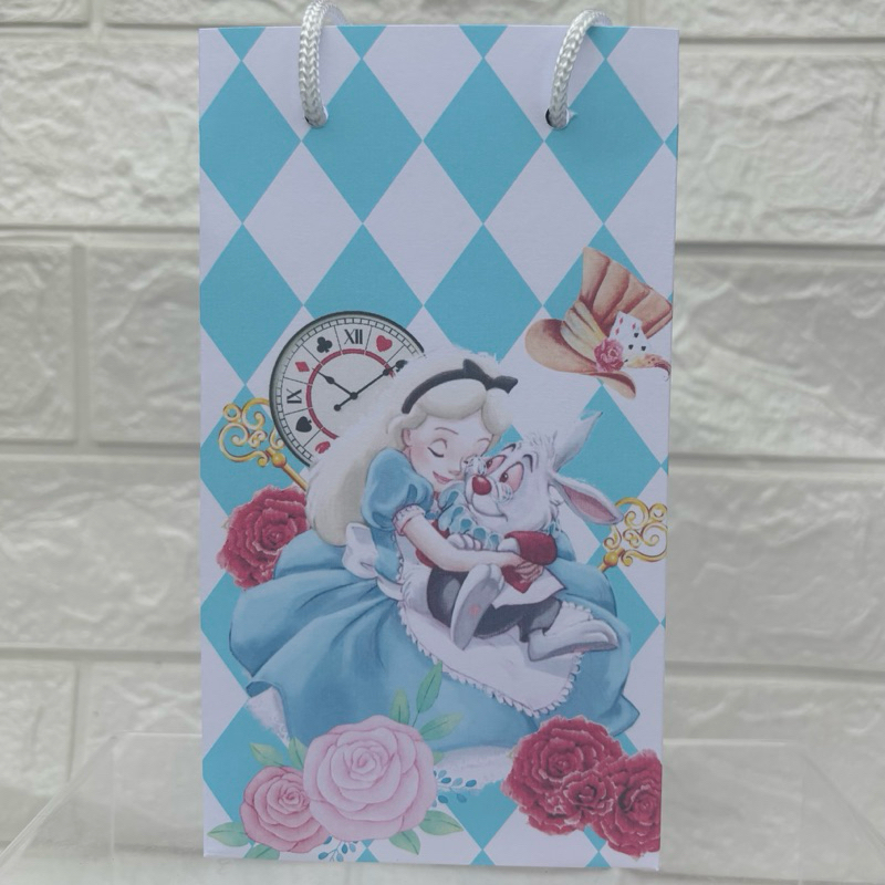 Sacolinha Surpresa Personalizada Alice Pais Maravilhas | Lembrancinha festa PEGUE E MONTE