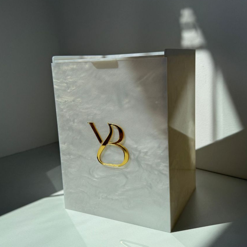 Caixa coletora perfuro cortante descarpack 3 litros personalizada em acrílico madreperola clínica