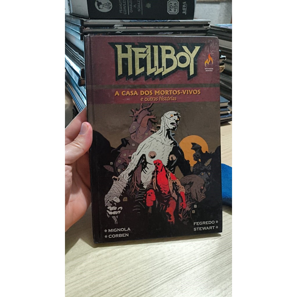 Hellboy : A Casa dos Mortos-Vivos e Outras Histórias - Gibi Especial - Capa Dura