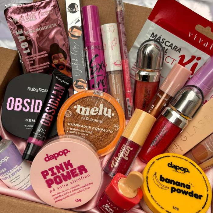 Kit de Maquiagem Ruby Rose Melu Fenzza Febella Dapop Vivai Mia Make Diversas Marcas Iniciante Revenda