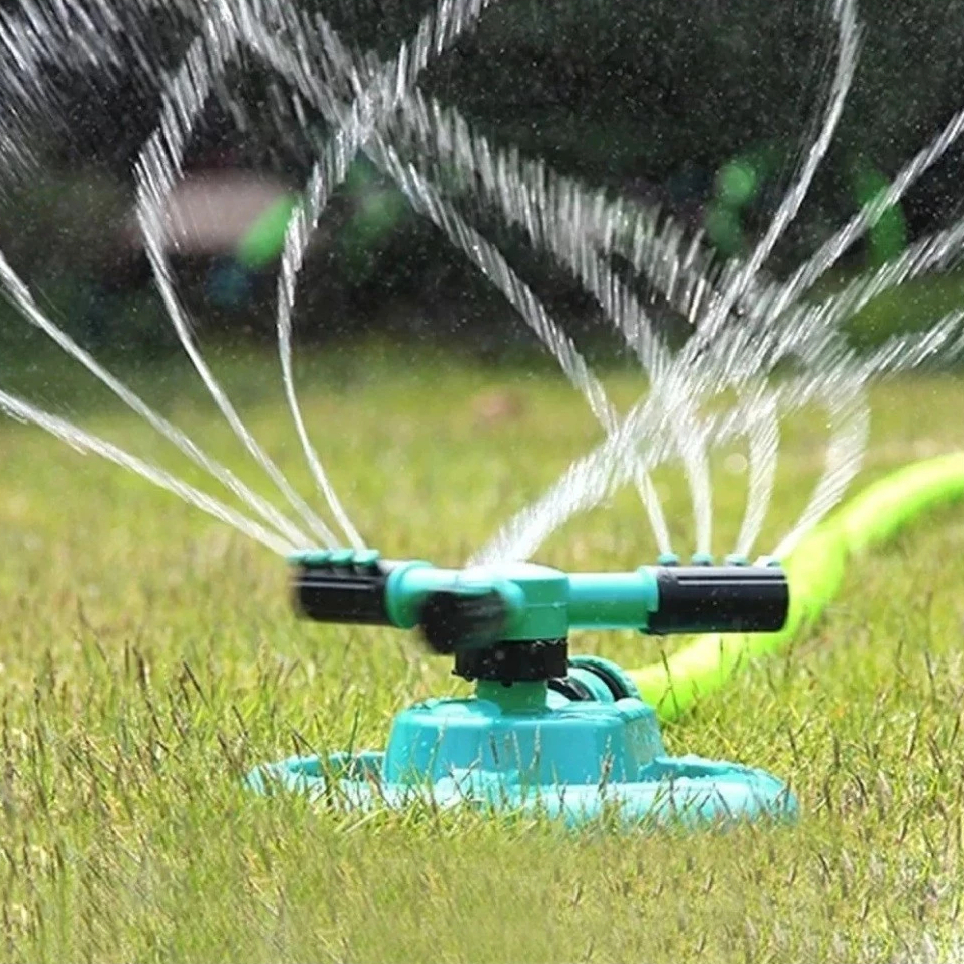 Aspersor de Irrigação 360° 12 Jatos de Plantas Jardim Grama Mangueira - Oferta