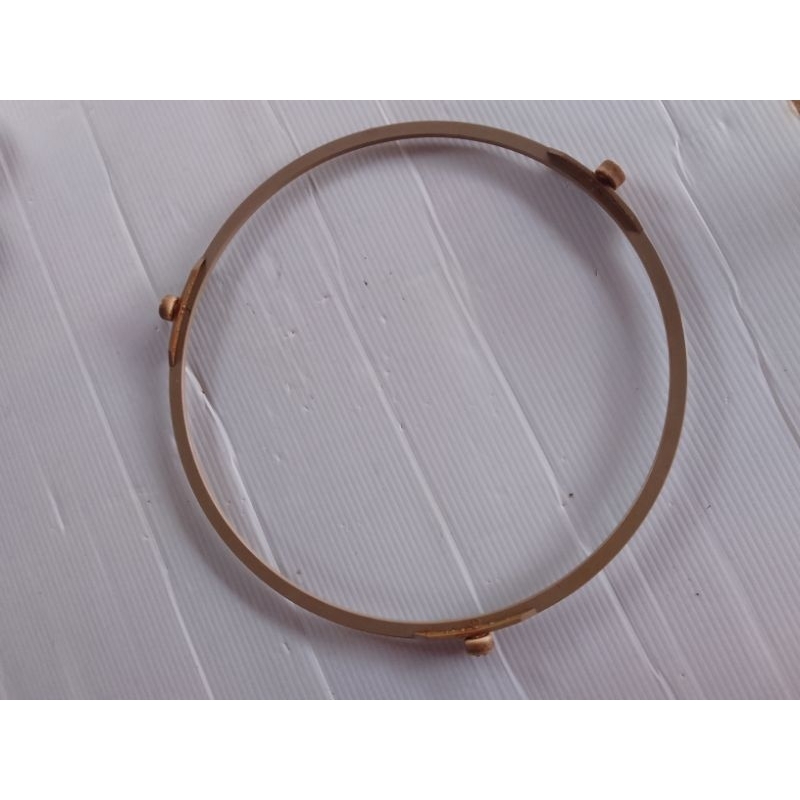 Aro rodízio 22 cm para microondas  usado