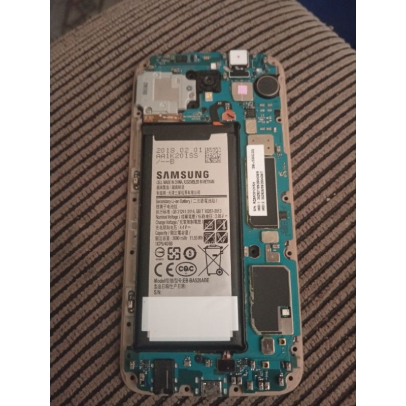 placa mãe do celular Samsung j5 pro modelo j530 funcionando perfeitamente