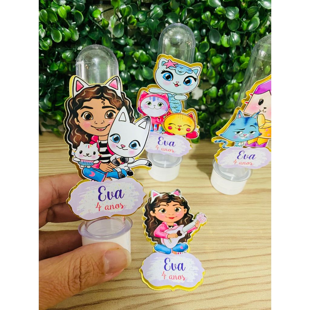 Aplique para Tubete Personalizado (NOME/IDADE) CASA MAGICA DA GABBY | Festa Infantil | LEMBRANCINHA