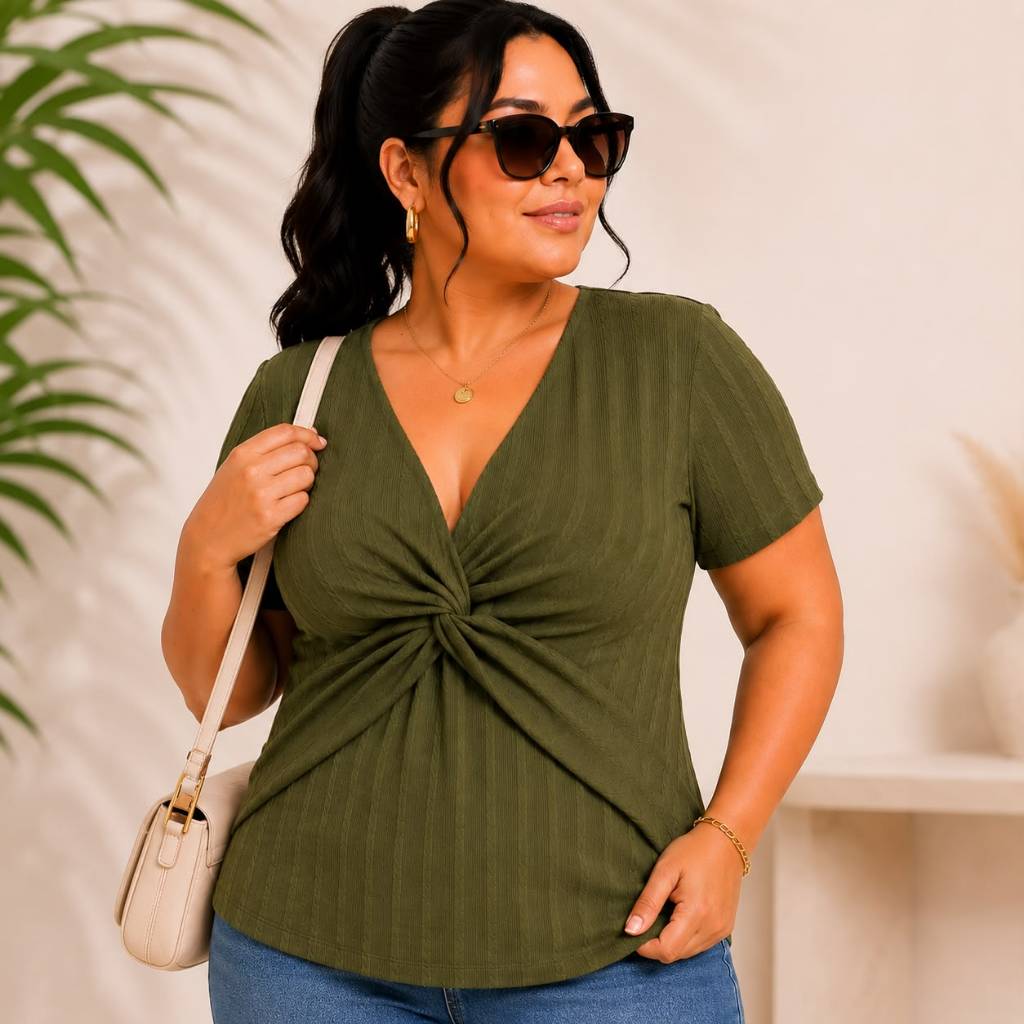 Blusa Plus Size Blusinha Feminina Manga Curta Elegante Estilosa Tecido Confortável