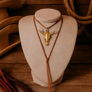 Colar Gravatinha feminino country chocker courinho boi pingente country boiadeira camurça longhorn