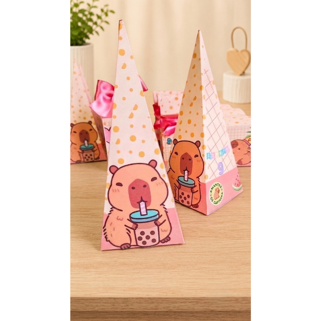 Caixa Pirâmide Capivara Fofa kit Lembrancinha Personalizada Aniversário Infantil