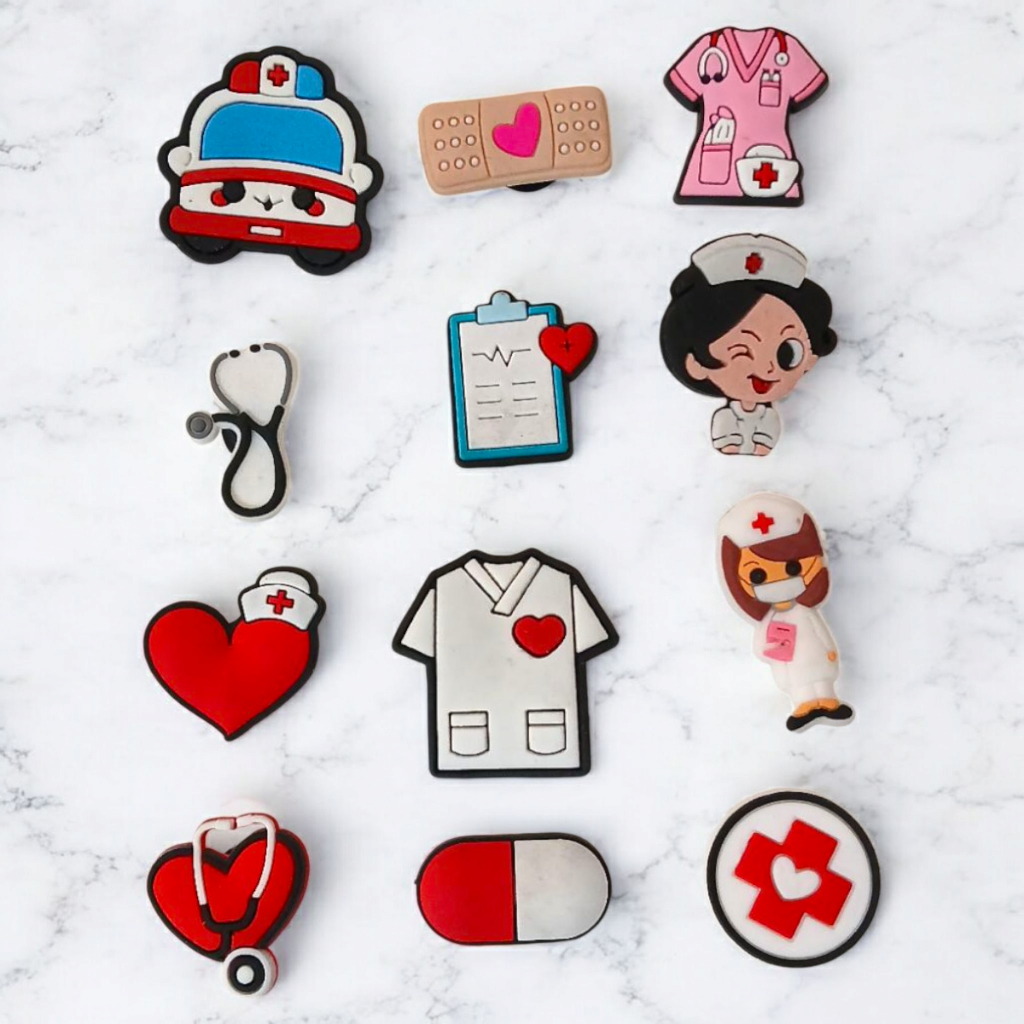 Kits Pins Botons Apliques Divertidos Enfeites de Enfermagem Para decorar Sandália Babuche Feminina