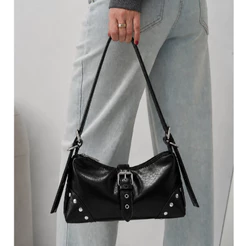 Bolsa Feminina Media De Ombro Baguete Para Festa Festival Rock Y2K Bolsa Preta Com Fivela