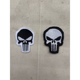 patch  bordado  caveira justiceiro com termo colante ou velcro medida 7x5