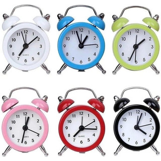 Despertador Relogio De Mesa Retro Vintage Metal Com Luz Noturna Alimentação por Pilha AA para Quarto e Cabeceira