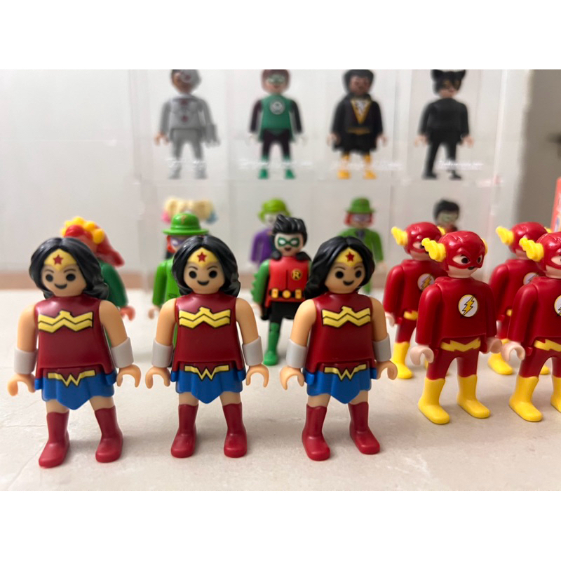 Bonecos Colecionáveis DC Play