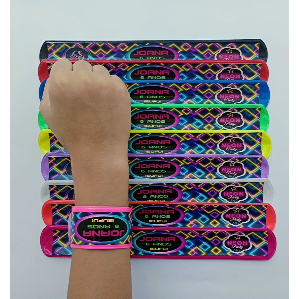 Pulseira Bate Enrola Personalizada FESTA NEON - Lembrancinha FESTA NEON - Festa FESTA NEON - Pulseira Bate Enrola
