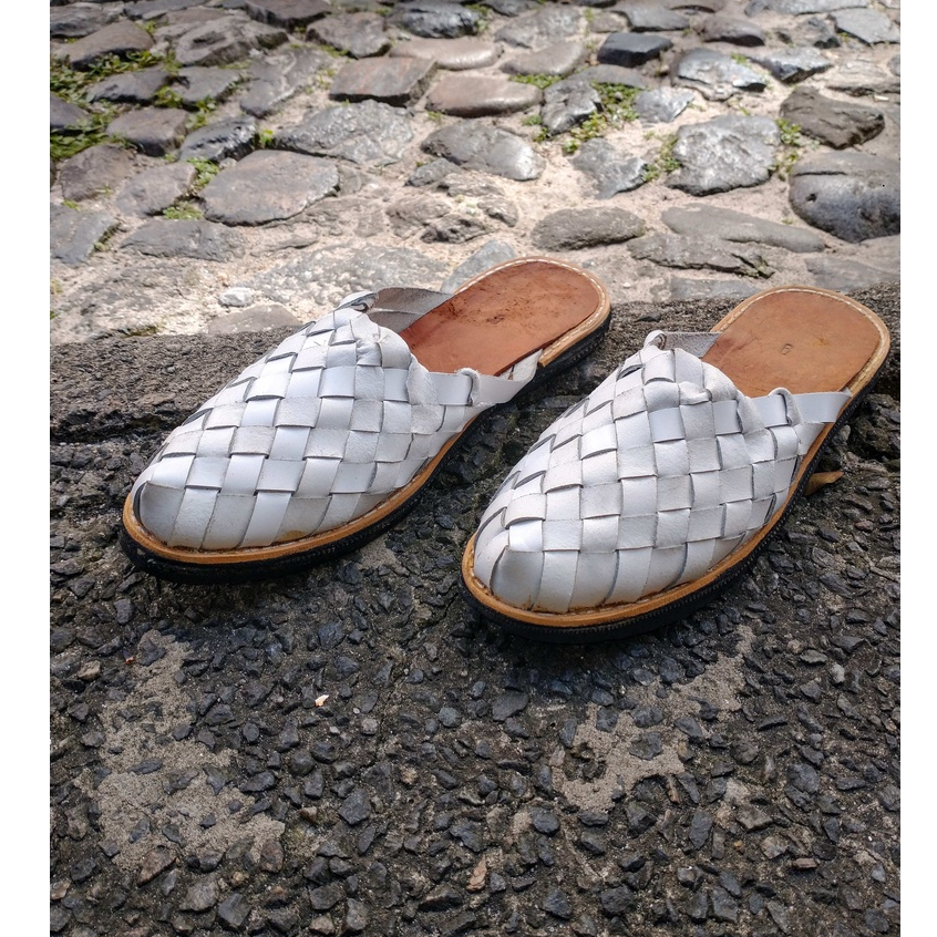 Mule de couro xagrim mule em couro sandalia mabuche