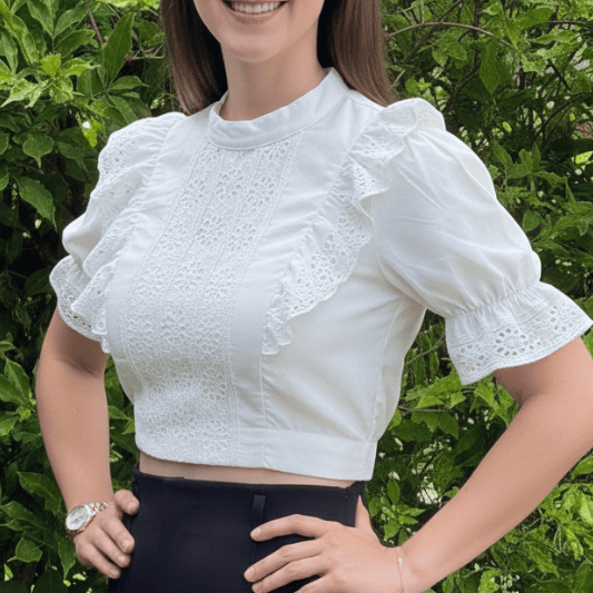CROPPED blusa Feminina c/Renda Guipir e Babados - Manga Bufante Princesa Romântica Estilo Blogueira