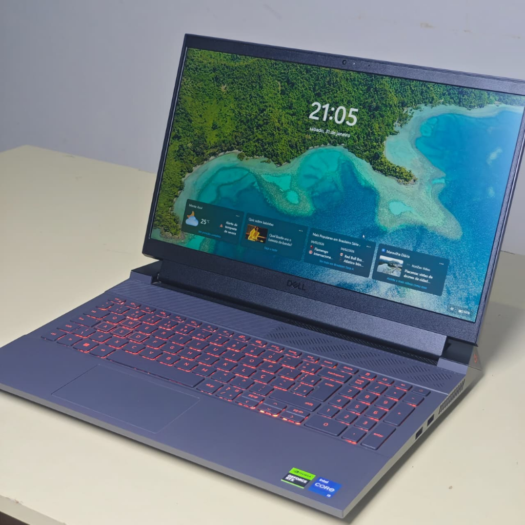 Notebook Gamer Dell G15 5530 i5 13450HX RTX3050 6GB Memoria Ram 16GB 1TB Teclado retro iluminado muito novo!