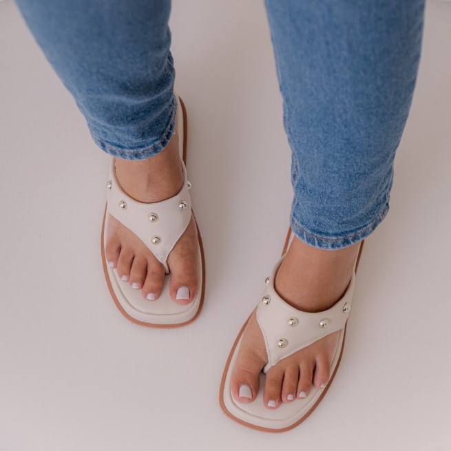 Papete Sandália Flat Feminina Flatform Blogueira Plataforma Aplique Metalizado  Confortável Leve (Ref:045)