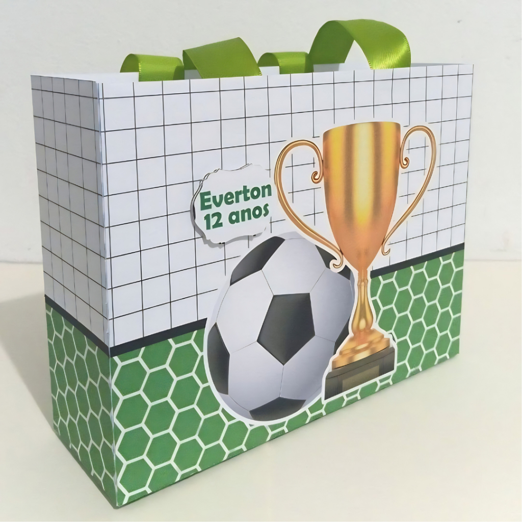 Sacola Personalizada Futebol com Nome e Idade Lembrancinha Festa Infantil com Alça de Cetim 19x14x6