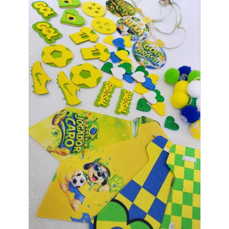 kit pet Brasil gravatinha laços pet Caes e gatos banho e tosa.
