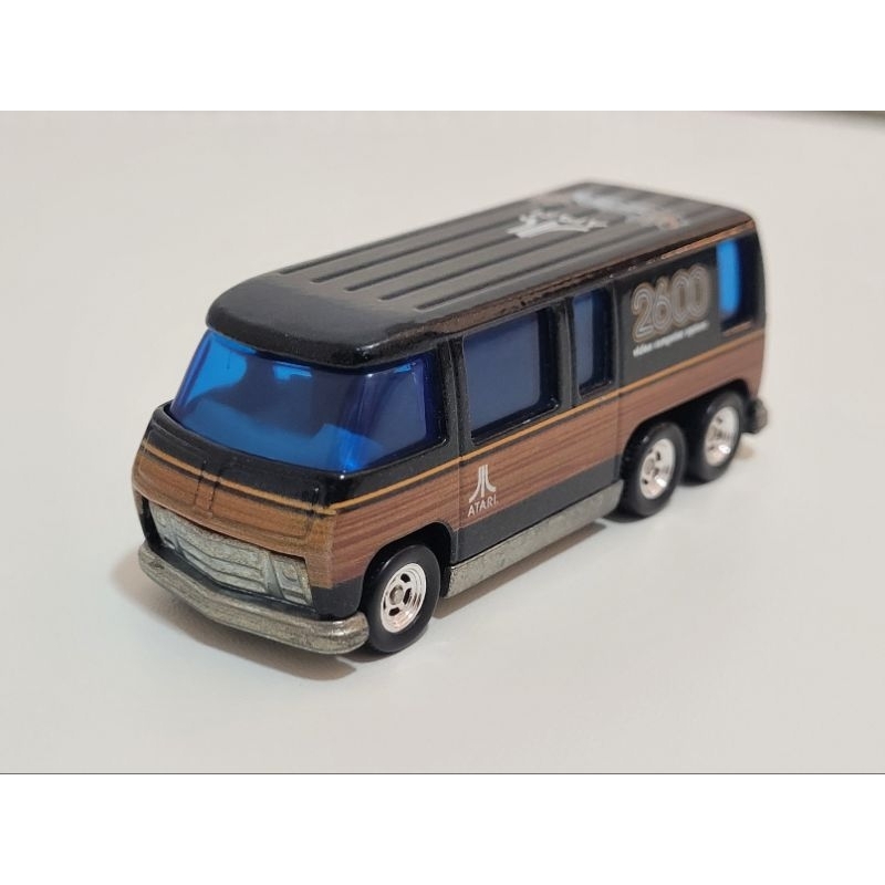 Hot Wheels GMC Motorhome Atari 2600 Linha Nostalgic Brands – Atari ( Leia a descrição  )