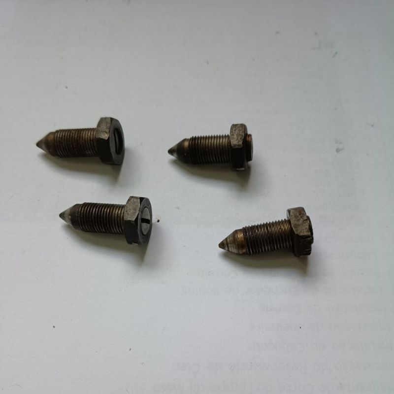 Parafusos dos eixos da máquina Singer 667 4 unidades