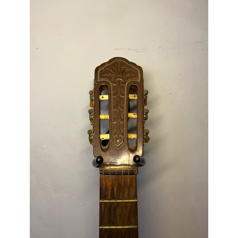 Suporte de parede p/ Violão, cavaquinho, guitarra, baixo, ukulele — imagem 2 de 2