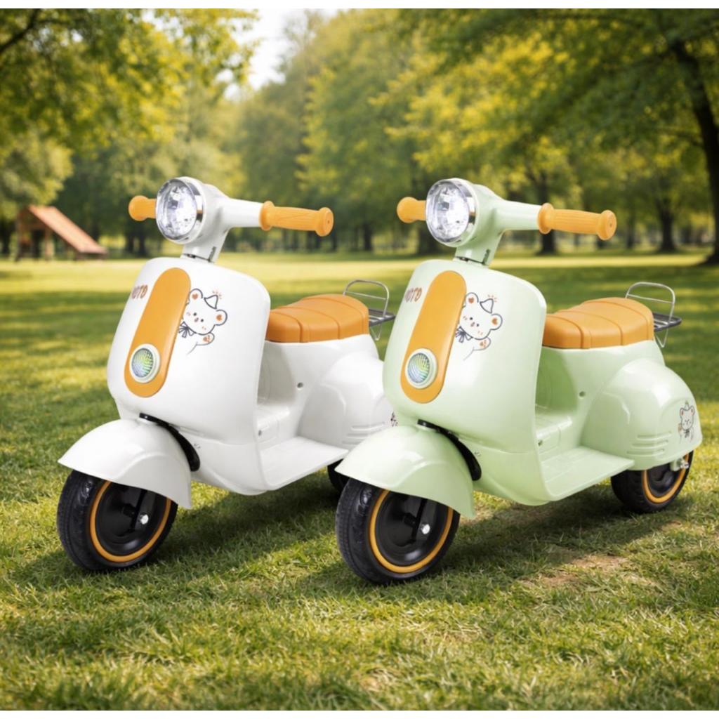 Triciclo Infantil Eletrico Avespa Scooter Maral 6V Luz e Som Farois de Led Bagageiro Traseiro Menina e Menino