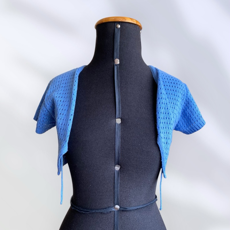 Bolero Cropped Y2K Azul Tricô Vazado Anos 2000 Tam P | Brechó