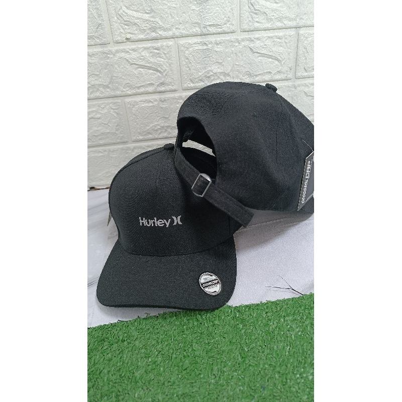 Boné Hurley Aba Reta Strapback Bordado  Preto / Vinho
