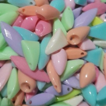 Pote de miçangas navete coloridas 75 gms