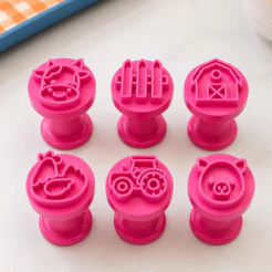 Kit 6 Carimbos Brigadeiro Fazendinha Animais Trator Marcador Doce Temático
