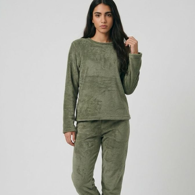 Pijama Feminino Inverno Ultra Soft Manga Longa Frio Intenso Quentinho Peluciado Fofinho Macio Lindo