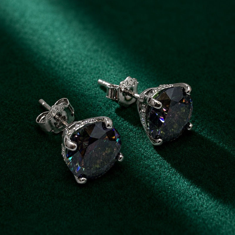 Brinco Redondo Moissanite Negra 8,5mm Cravejado em Prata 925 Delicado e Elegante