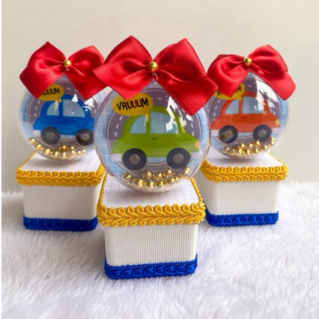 Caixinha Acrílica Personalizada com esfera | Lembrancinha Infantil | Personalizados de Luxo | Lembrancinha Carrinhos