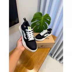 Ténis casual super elegante a confortável aproveite jé o seu envio imediato!!