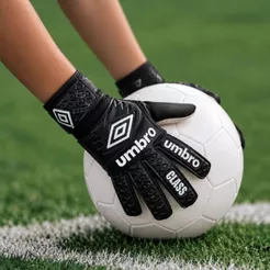 Luva de Goleiro Umbro Class Juvenil Infantil Futebol Palma Látex Sintético Ajustável Original