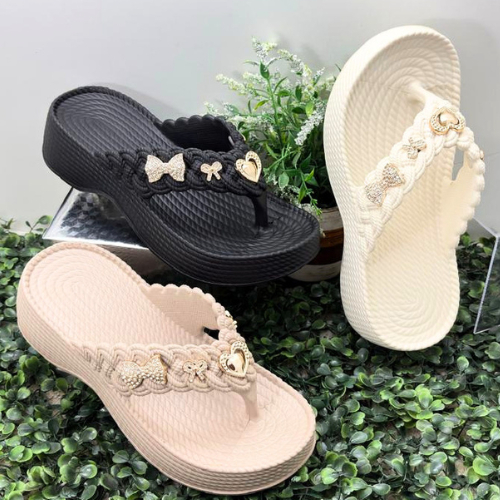 Chinelo e Sandalia Tamanco Plataforma Feminino Confortável com Pingentes